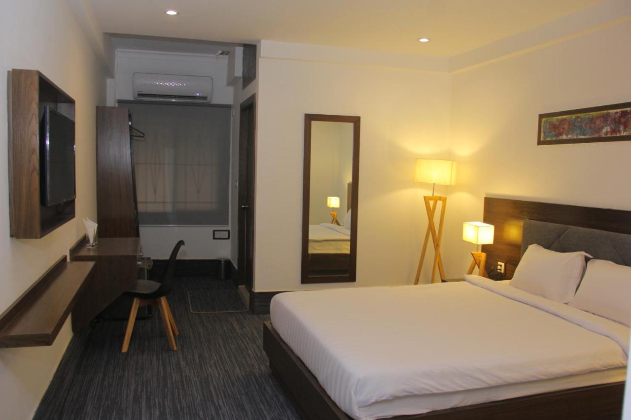דאהקה Hotel Zakaria International מראה חיצוני תמונה